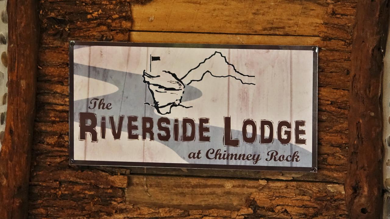 Riverside Lodge At Chimney Rock Exteriér fotografie